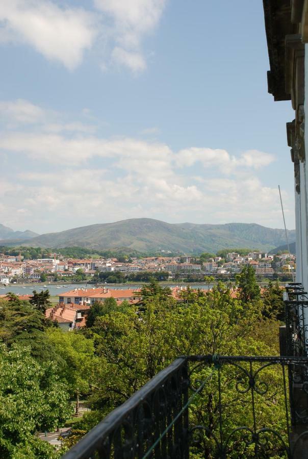 Hostal Zaragoza Hondarribia Exteriör bild